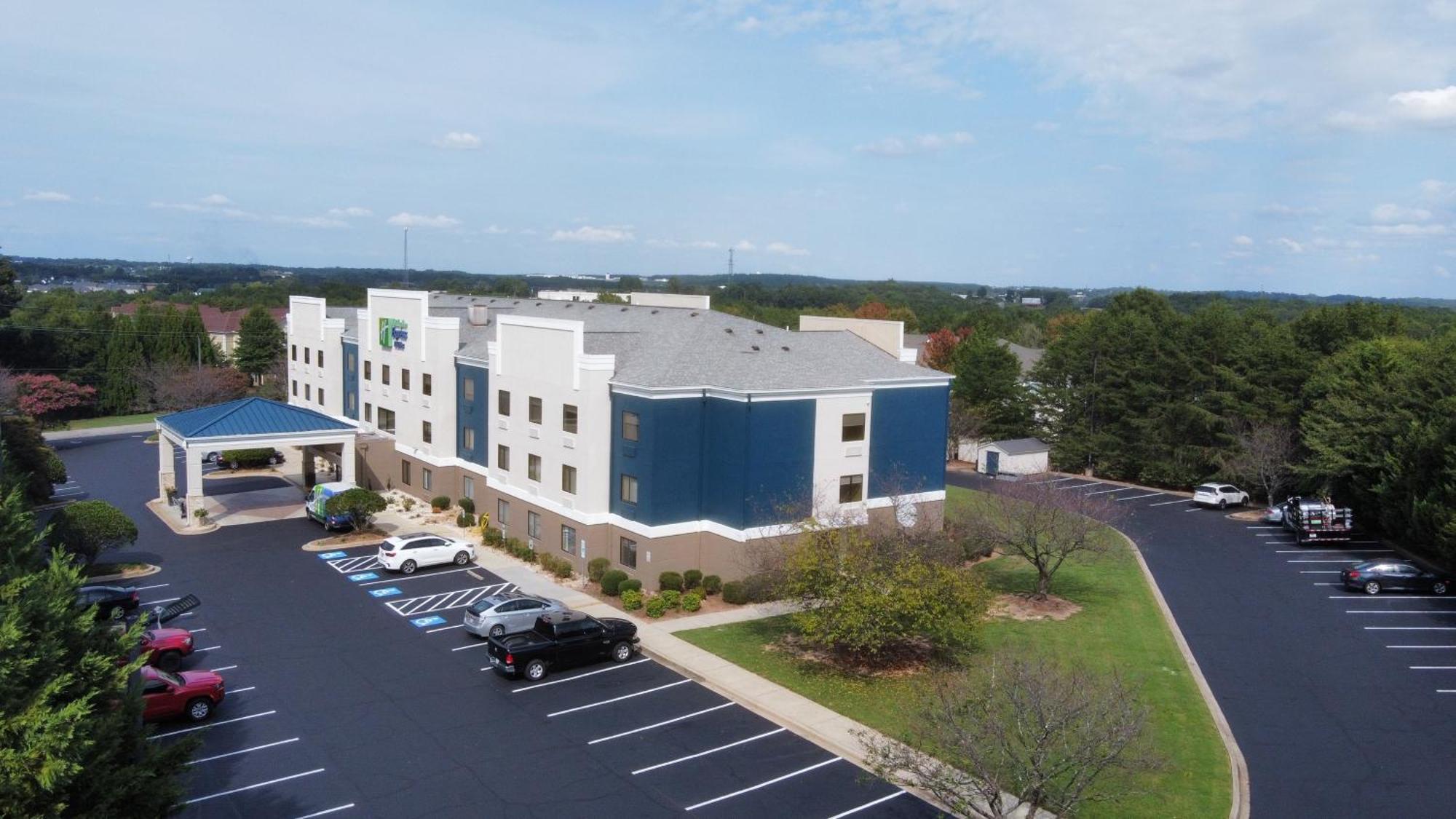 Holiday Inn Express & Suites Greenville Airport, An Ihg Hotel Екстериор снимка