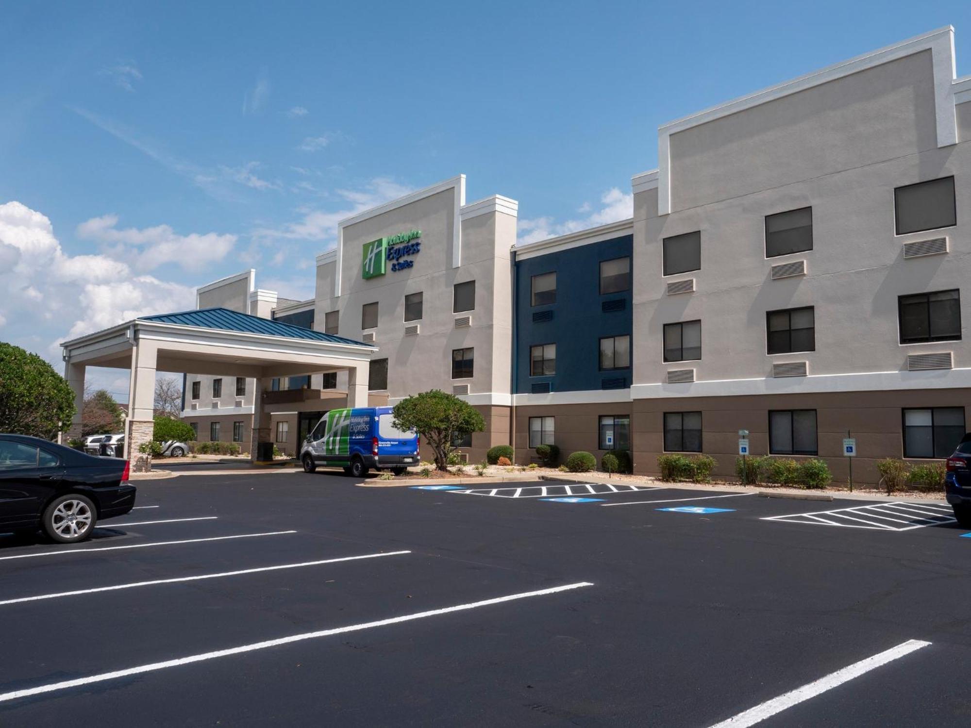 Holiday Inn Express & Suites Greenville Airport, An Ihg Hotel Екстериор снимка